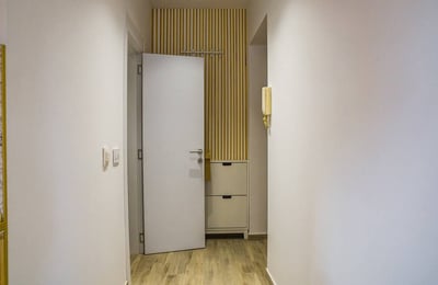 Аренда уютной 2-комнатной квартиры, 42 м², недалеко от центра города, Белград, Сербия